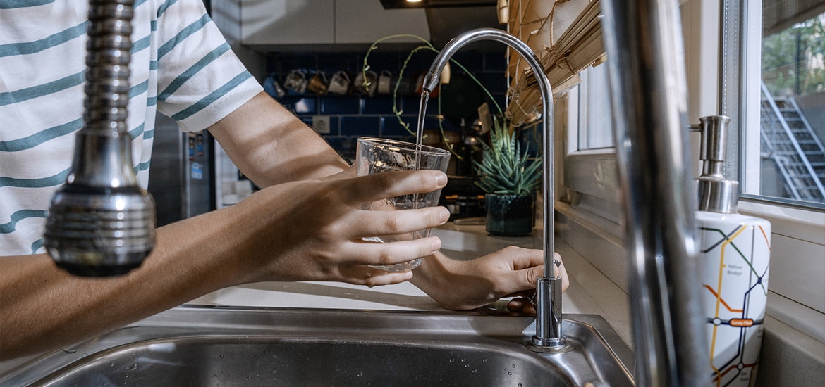 Depuratore d'acqua domestico per ridurre la plastica - A2A Energia